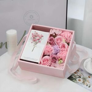 Quà tặng (box quà + phụ kiện)